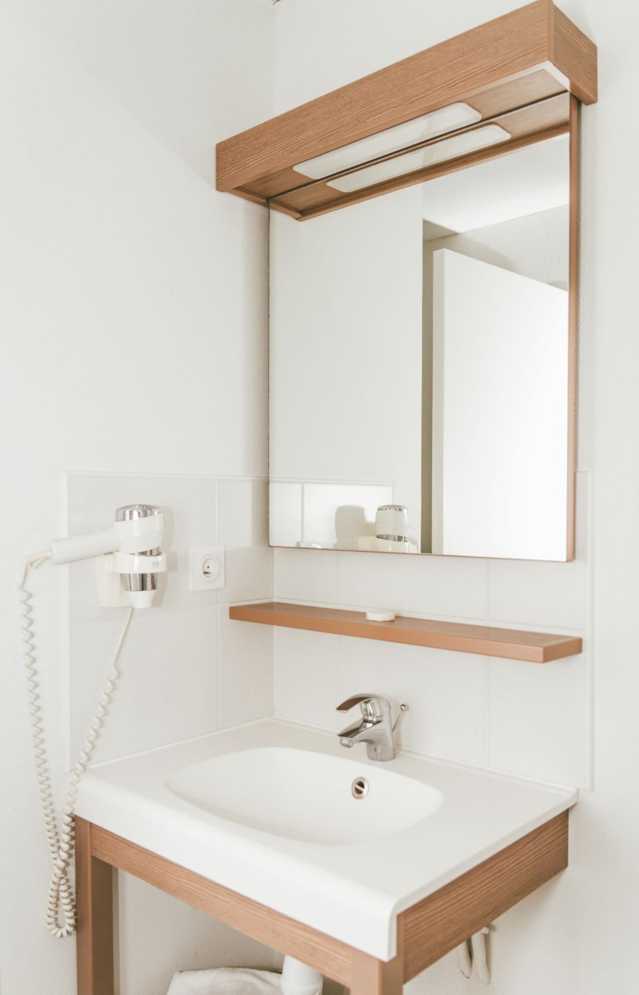 Terres De France - Appart'Hotel Quimper Bretagne מראה חיצוני תמונה